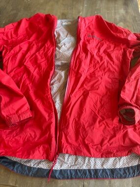 Columbia Red Lightweight Jacket Size Large